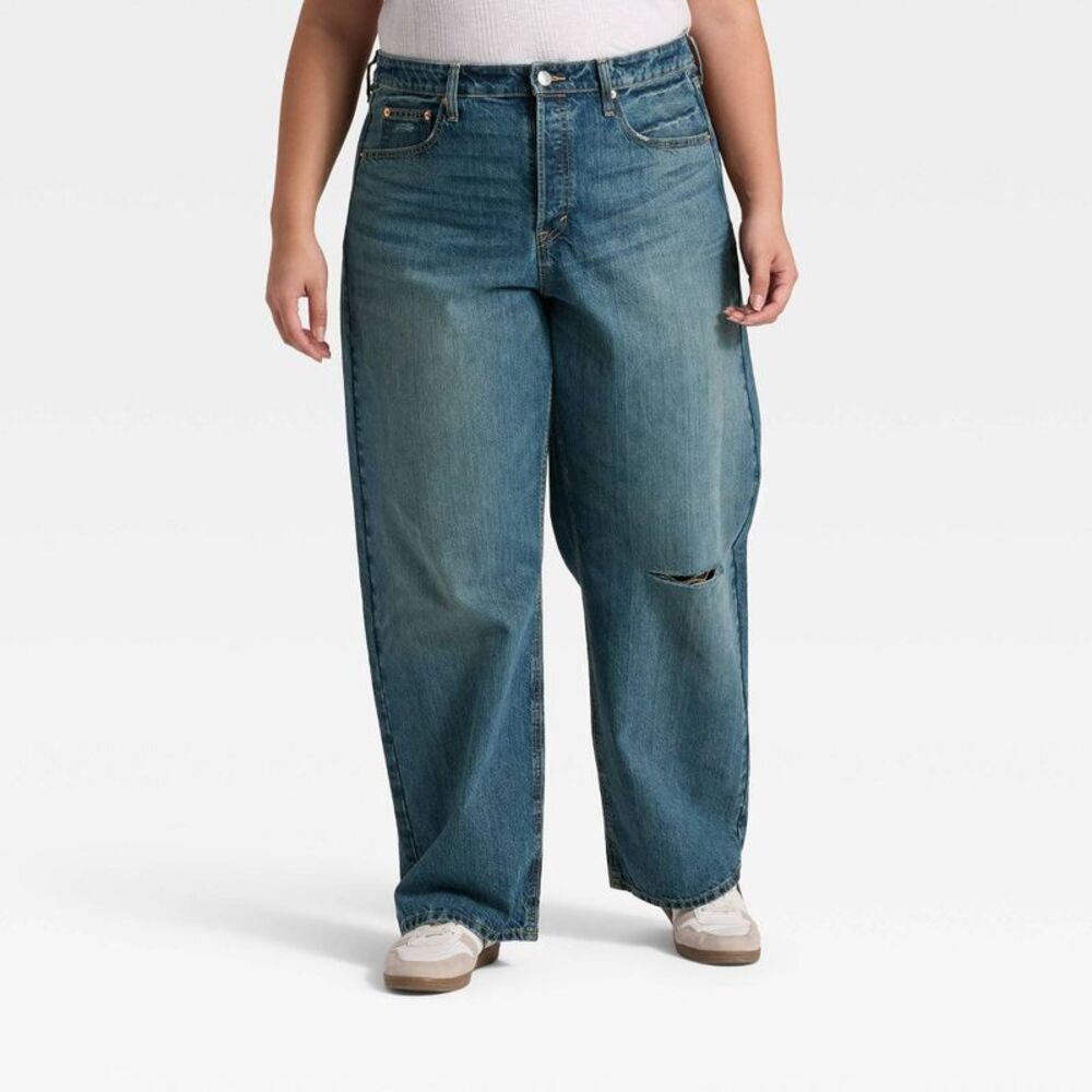 Women's Mid-Rise 90's Baggy Denim Jeans - Universal Thread Vintage Dark Wash 16